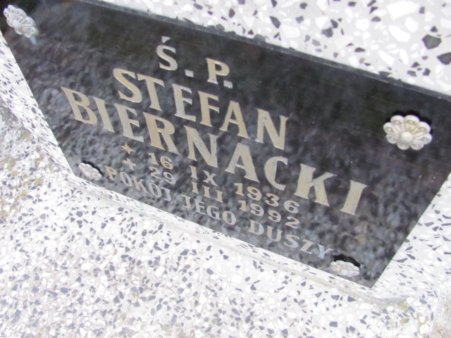 Grób Stefan Biernacki