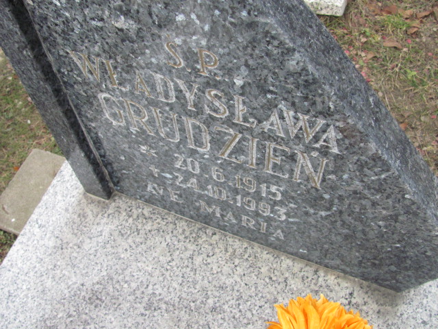 Bożena Obara 1957 Wołów - Grobonet - Wyszukiwarka osób pochowanych