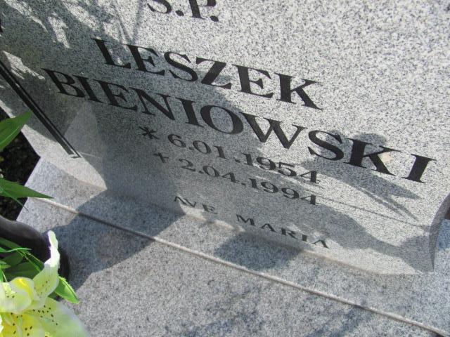 Leszek Bieniowski 1954 Wołów - Grobonet - Wyszukiwarka osób pochowanych