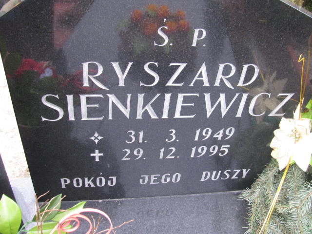 Ryszard Sienkiewicz 1949 Wołów - Grobonet - Wyszukiwarka osób pochowanych